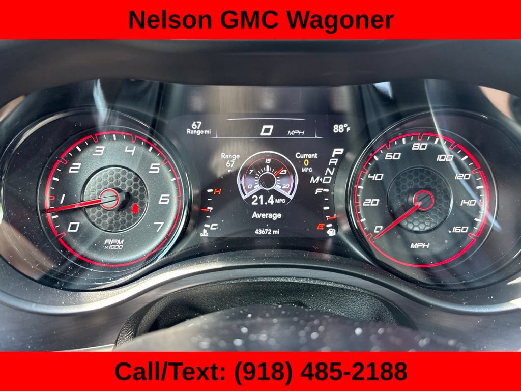 Used 2017 Dodge Charger R/T w/ Plus Group RWD image 11