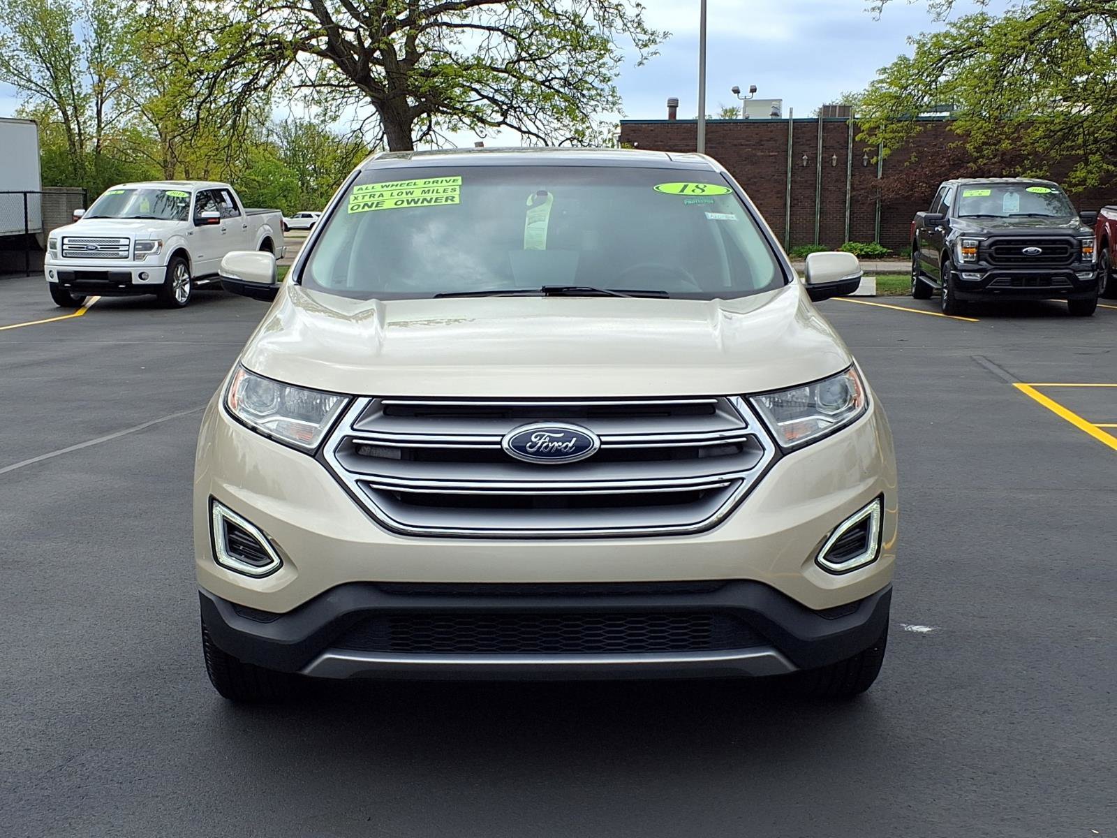 Used 2018 Ford Edge SEL w/ Equipment Group 201A AWD/4WD image 27