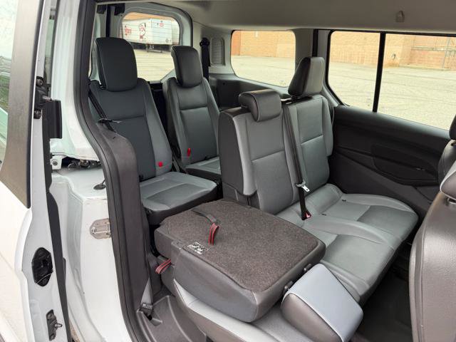 Used 2016 Ford Transit Connect XL FWD image 17