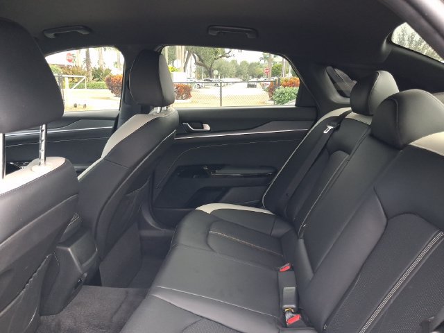 Used 2025 Kia K5 GT-Line AWD/4WD image 6