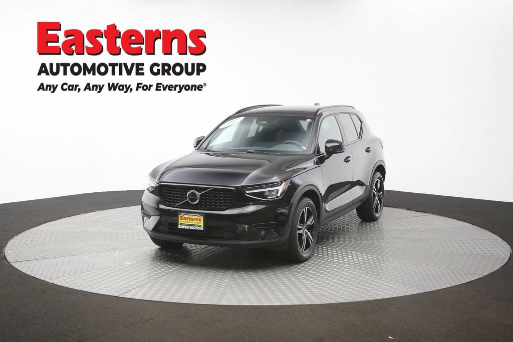 Used 2024 Volvo XC40 B5 Core AWD/4WD image 55