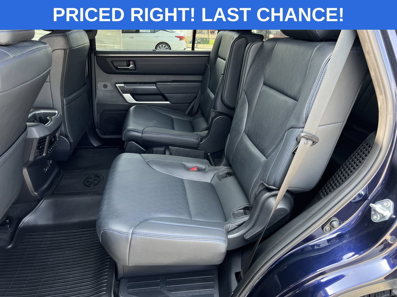 Used 2025 Toyota Sequoia Platinum AWD/4WD image 28