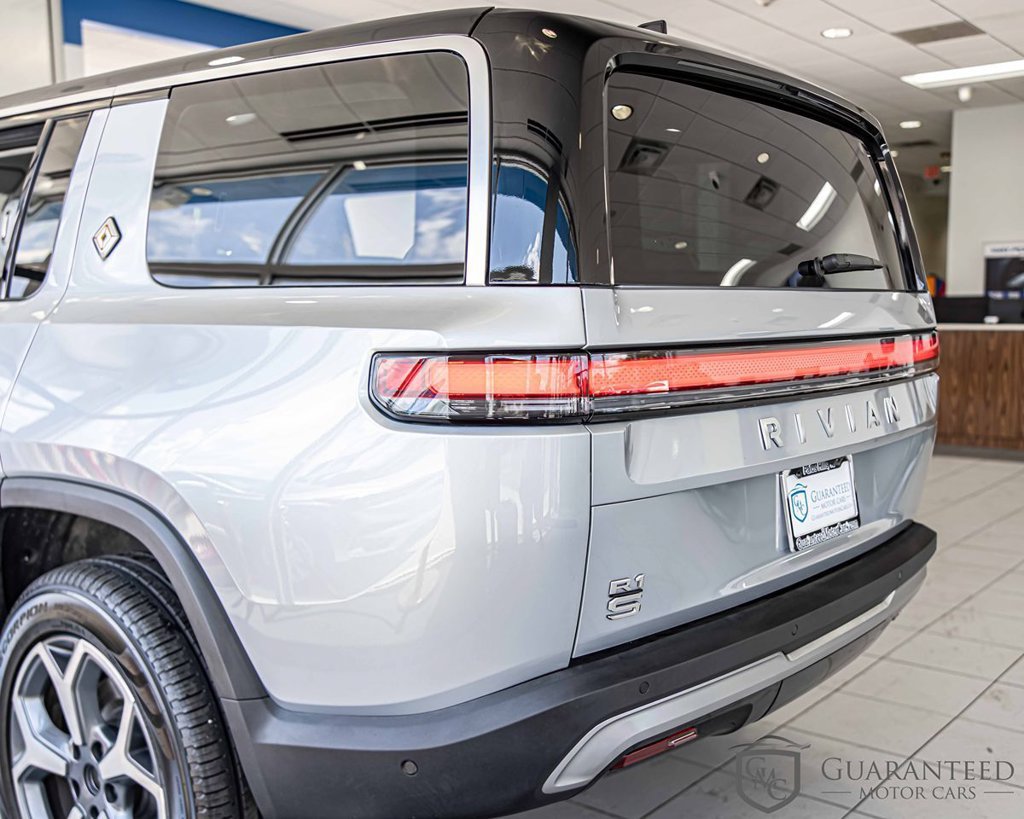 Used 2024 Rivian R1S Adventure Dual AWD/4WD image 16