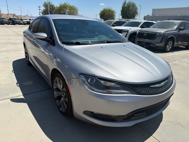Used 2015 Chrysler 200 S w/ Navigation & Sound Group I FWD image 4