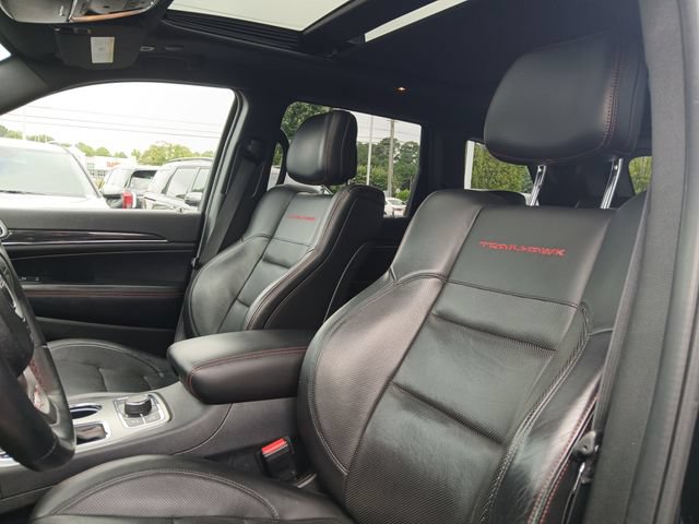 Used 2018 Jeep Grand Cherokee Trailhawk w/ Trailhawk Luxury Group AWD/4WD image 14