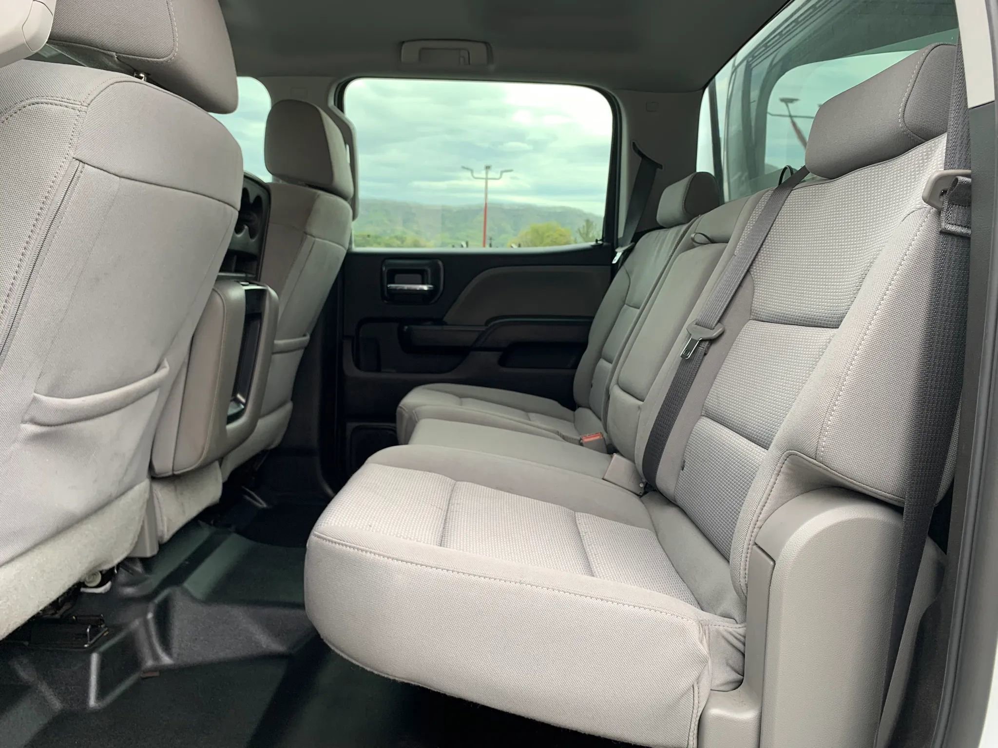 Used 2019 Chevrolet Silverado 2500 W/T AWD/4WD image 28