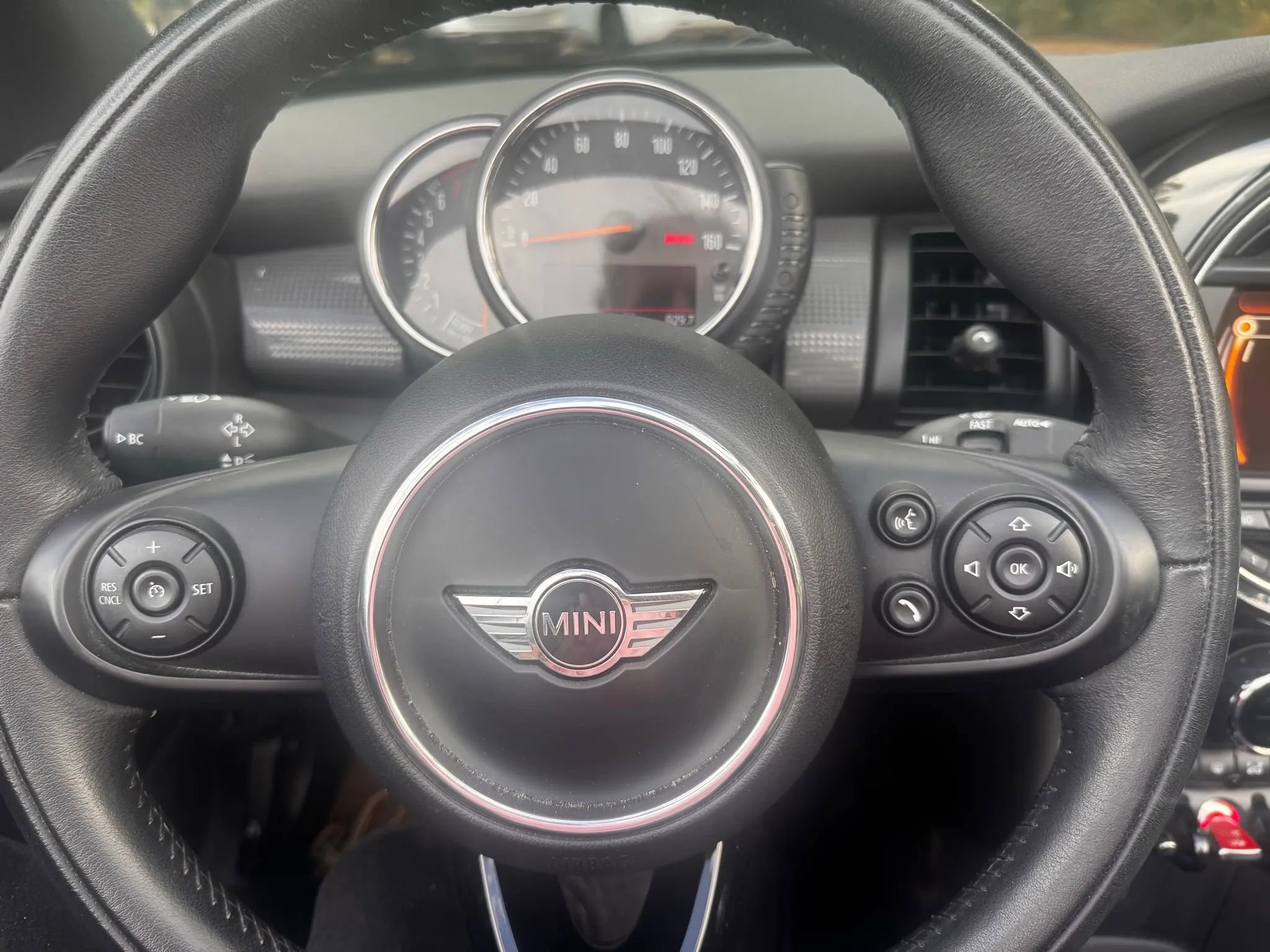 Used 2016 MINI Cooper Convertible image 22