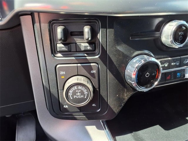 New 2025 Ford F150 Lariat w/ Equipment Group 502A High image 22