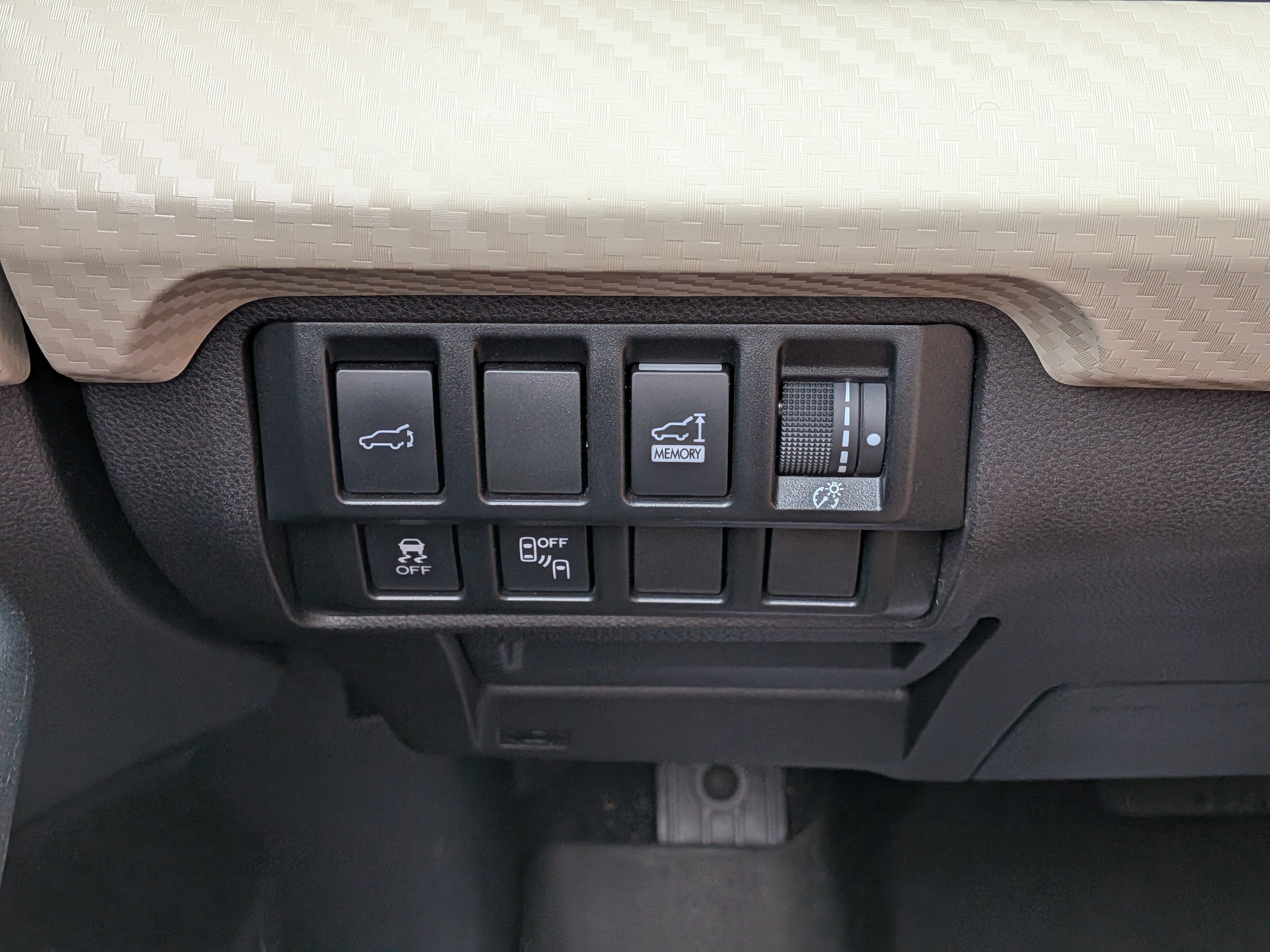 Used 2019 Subaru Ascent Premium AWD/4WD image 24