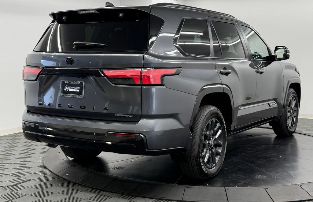 Used 2026 Toyota Sequoia Platinum AWD/4WD image 10