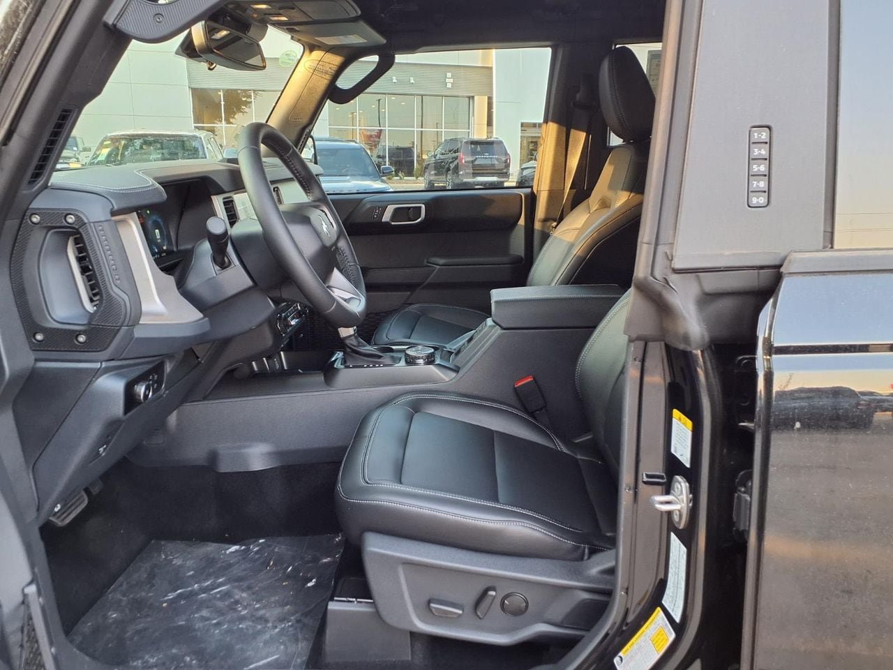 New 2026 Ford Bronco Outer Banks AWD/4WD image 19