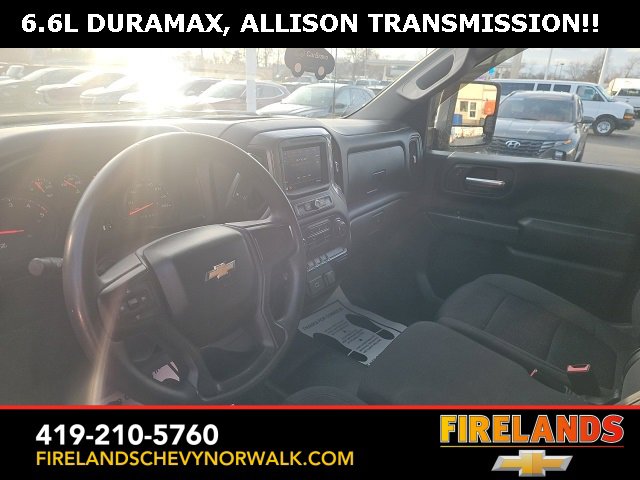 Certified 2020 Chevrolet Silverado 2500 W/T image 3