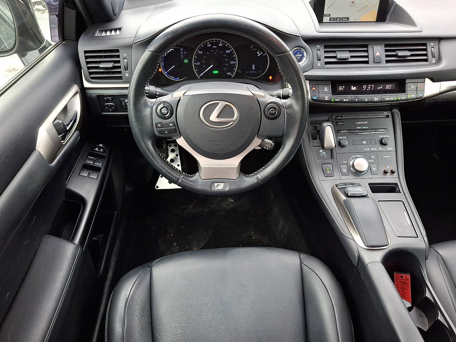 Used 2015 Lexus CT 200h image 11