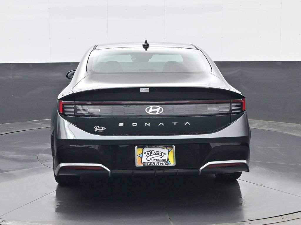 New 2026 Hyundai Sonata SEL FWD image 6