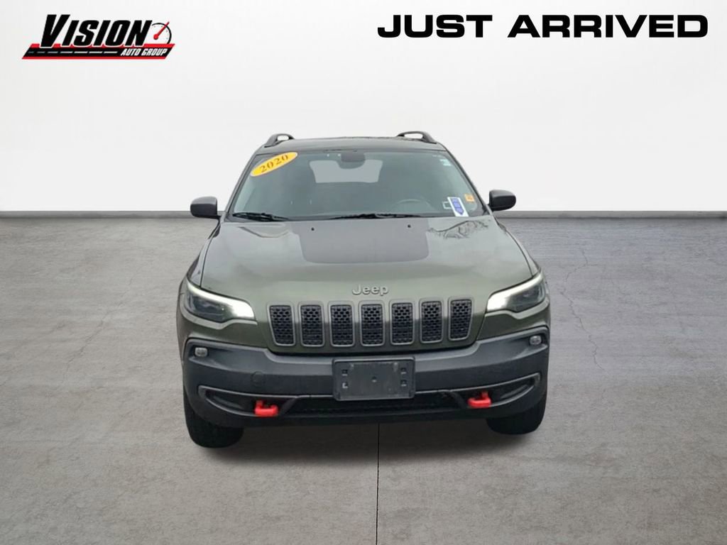 Used 2020 Jeep Cherokee Trailhawk video 2