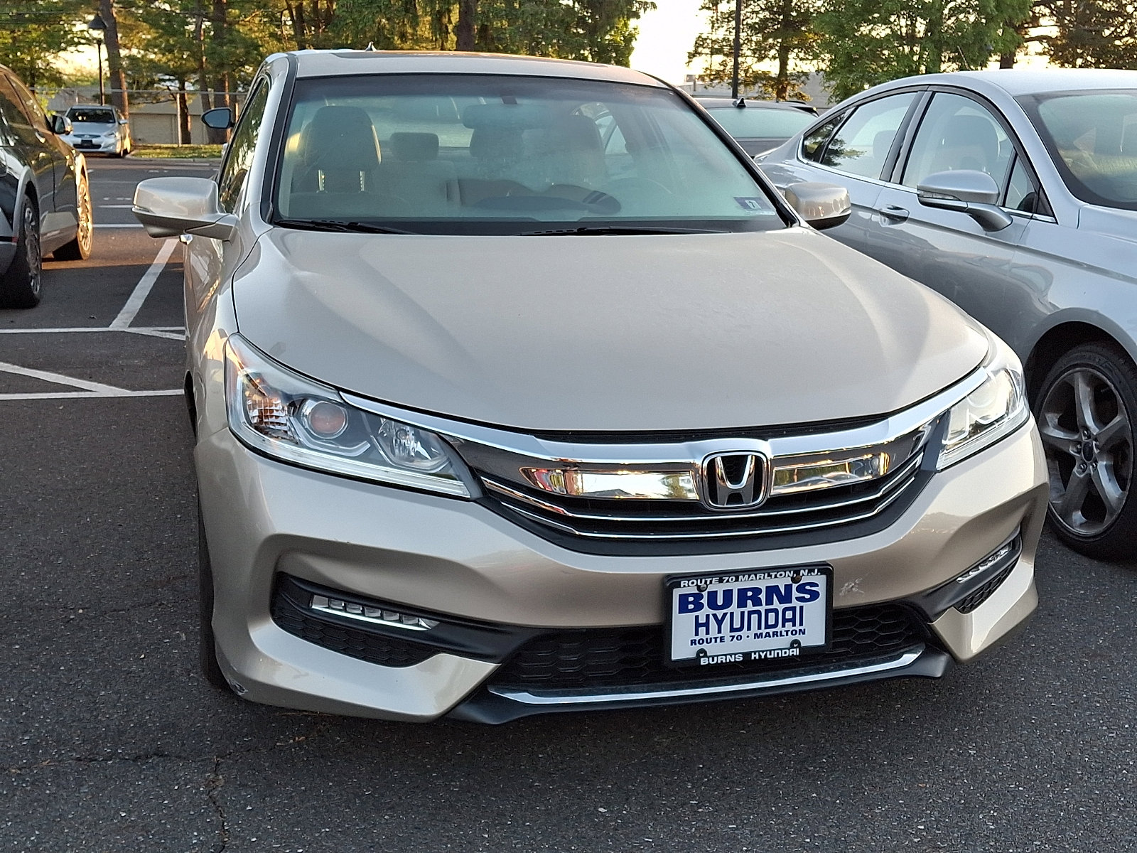 Used 2017 Honda Accord EX-L image 4
