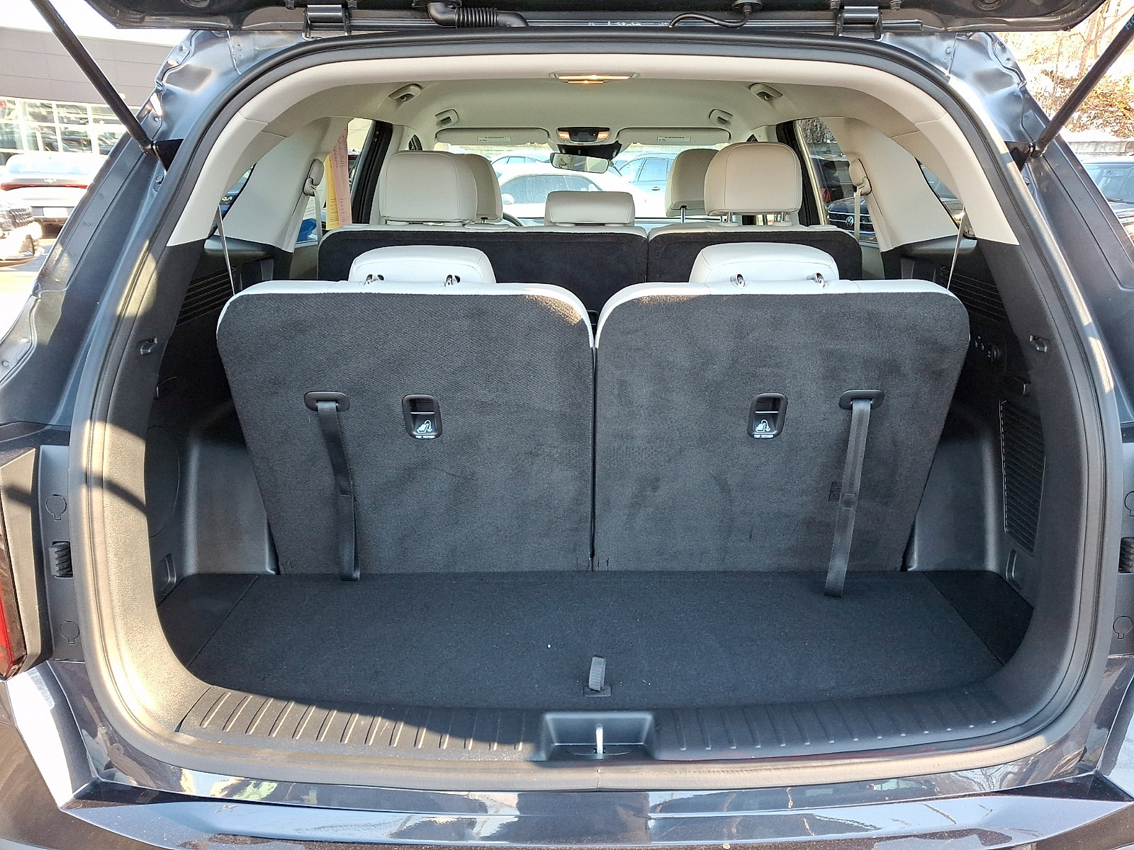 Certified 2025 Kia Sorento S image 21