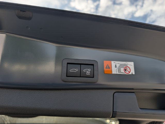 Used 2026 Toyota RAV4 AWD Plug-in Hybrid image 30