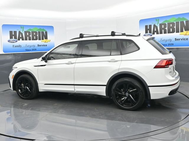 Used 2023 Volkswagen Tiguan SE R-Line FWD image 3