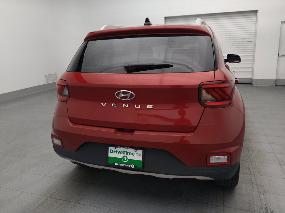 Used 2021 Hyundai Venue SEL FWD image 7