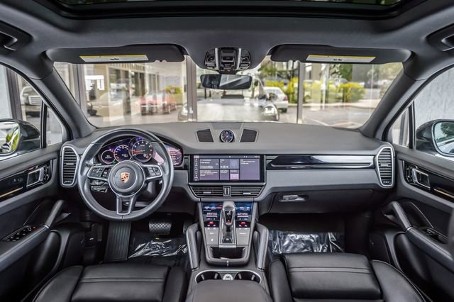 Used 2019 Porsche Cayenne image 3