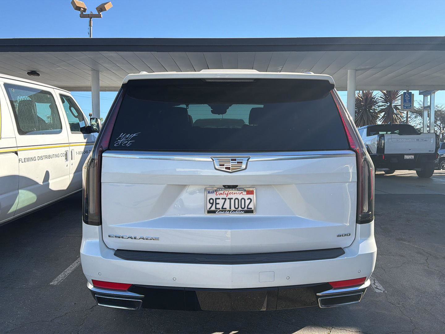 Used 2023 Cadillac Escalade Premium Luxury w/ Performance Package AWD/4WD image 7