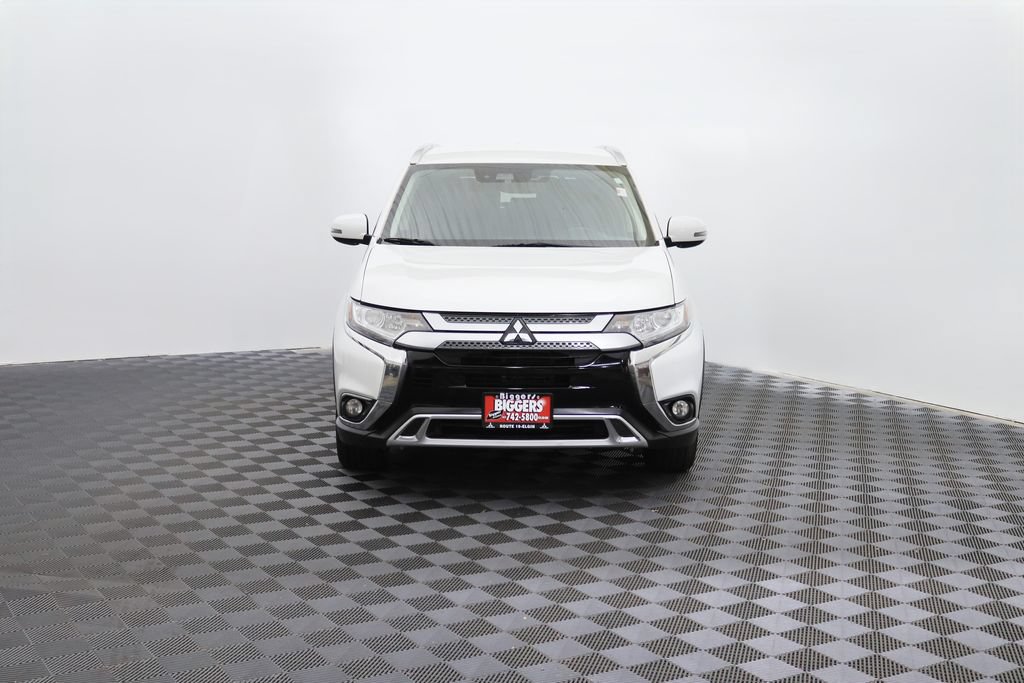 Used 2020 Mitsubishi Outlander SE AWD/4WD image 2