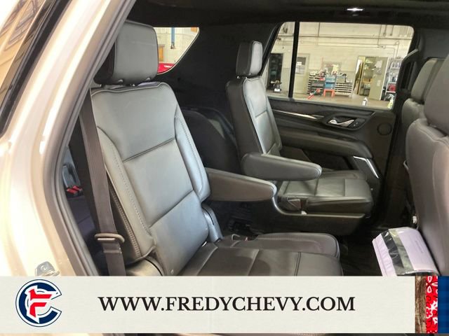 Used 2021 GMC Yukon Denali w/ Denali Premium Package image 39