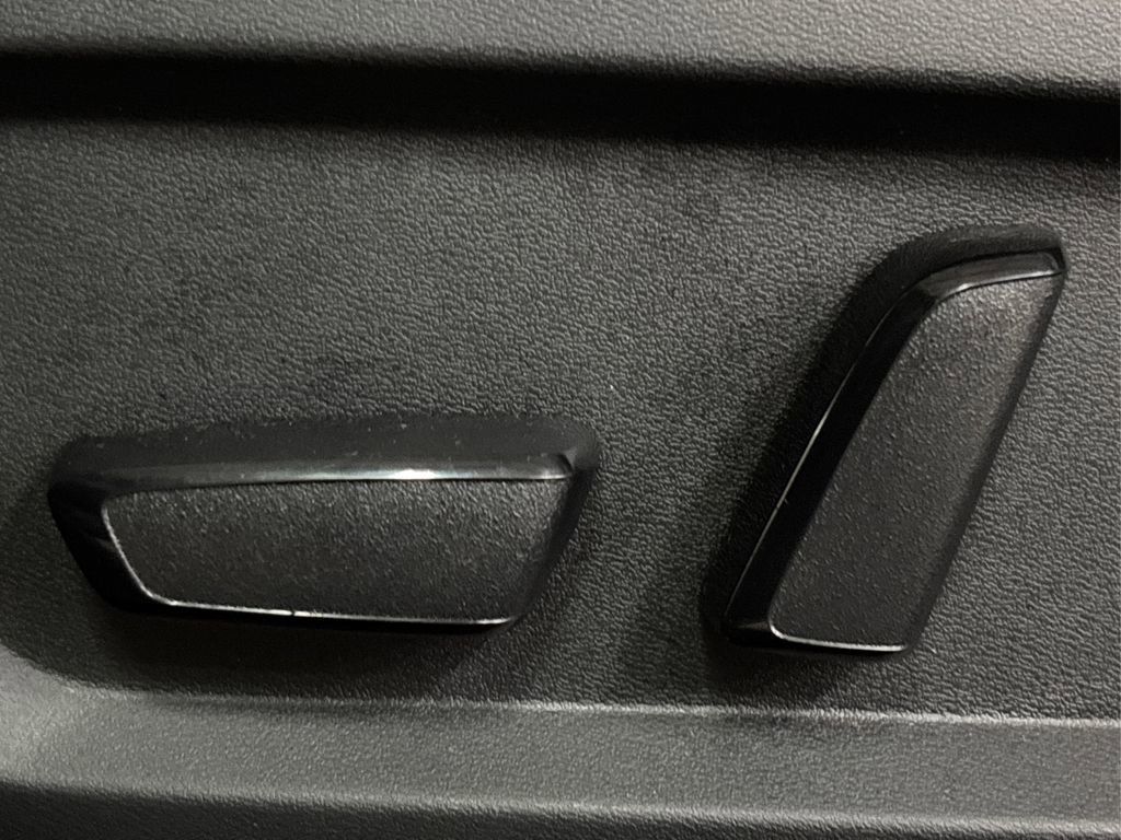 Used 2022 Nissan Rogue SL w/ SL Premium Package image 38