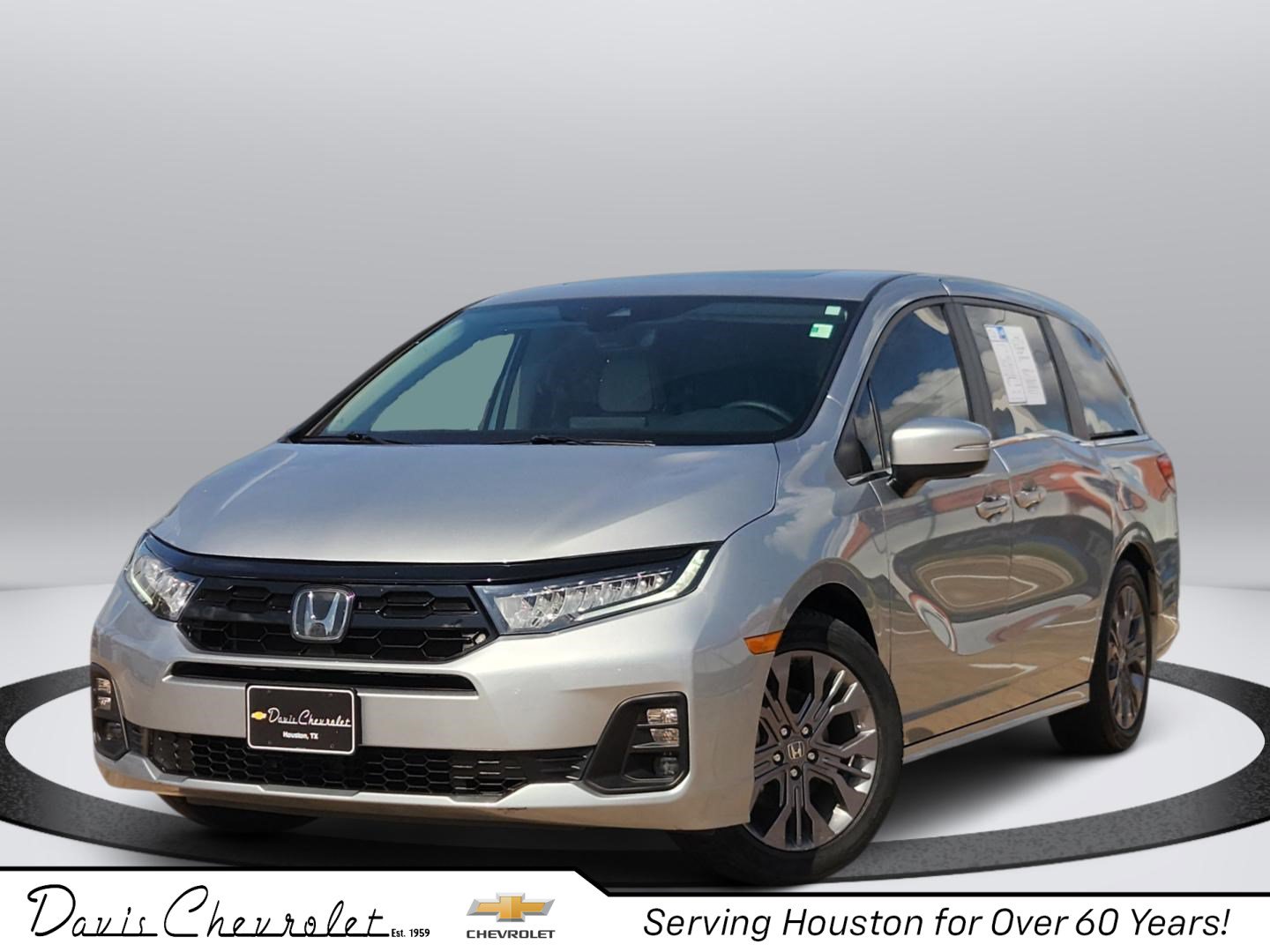 Used 2025 Honda Odyssey Touring image 1