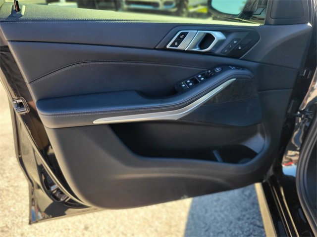 Used 2022 BMW X5 sDrive40i w/ M Sport Package image 15