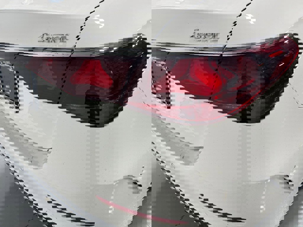 Used 2025 Mercedes-Benz E 350 4MATIC Sedan image 14