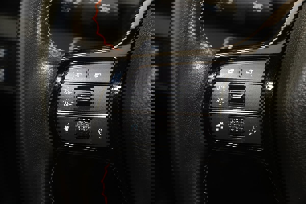 Used 2023 Honda Pilot TrailSport image 47