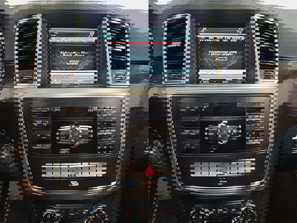 Used 2016 Mercedes-Benz GL 450 4MATIC image 23