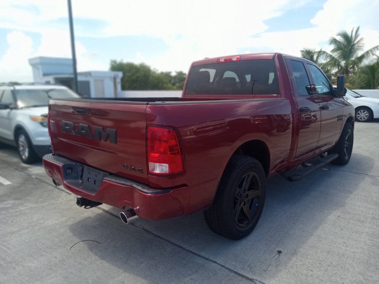 Used 2018 RAM 1500 Express w/ Express Value Package AWD/4WD image 7