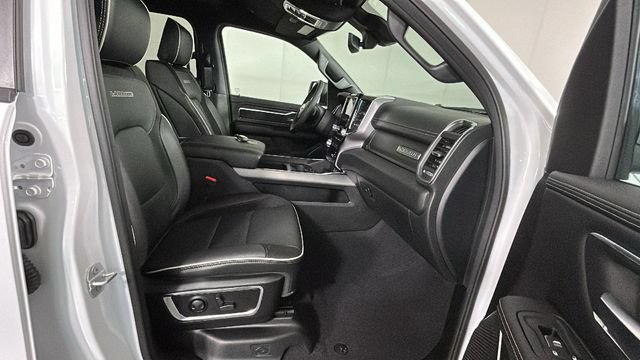 Used 2026 RAM 1500 Laramie w/ Night Edition AWD/4WD image 30