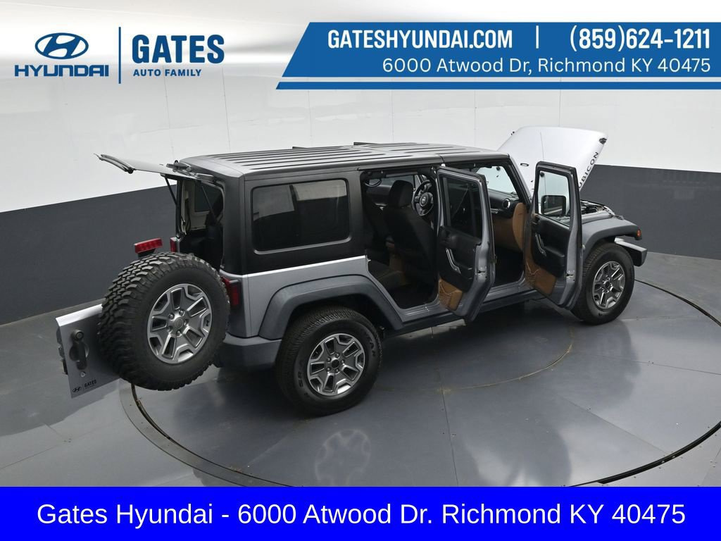 Used 2015 Jeep Wrangler Unlimited Rubicon w/ Max Tow Package AWD/4WD image 43
