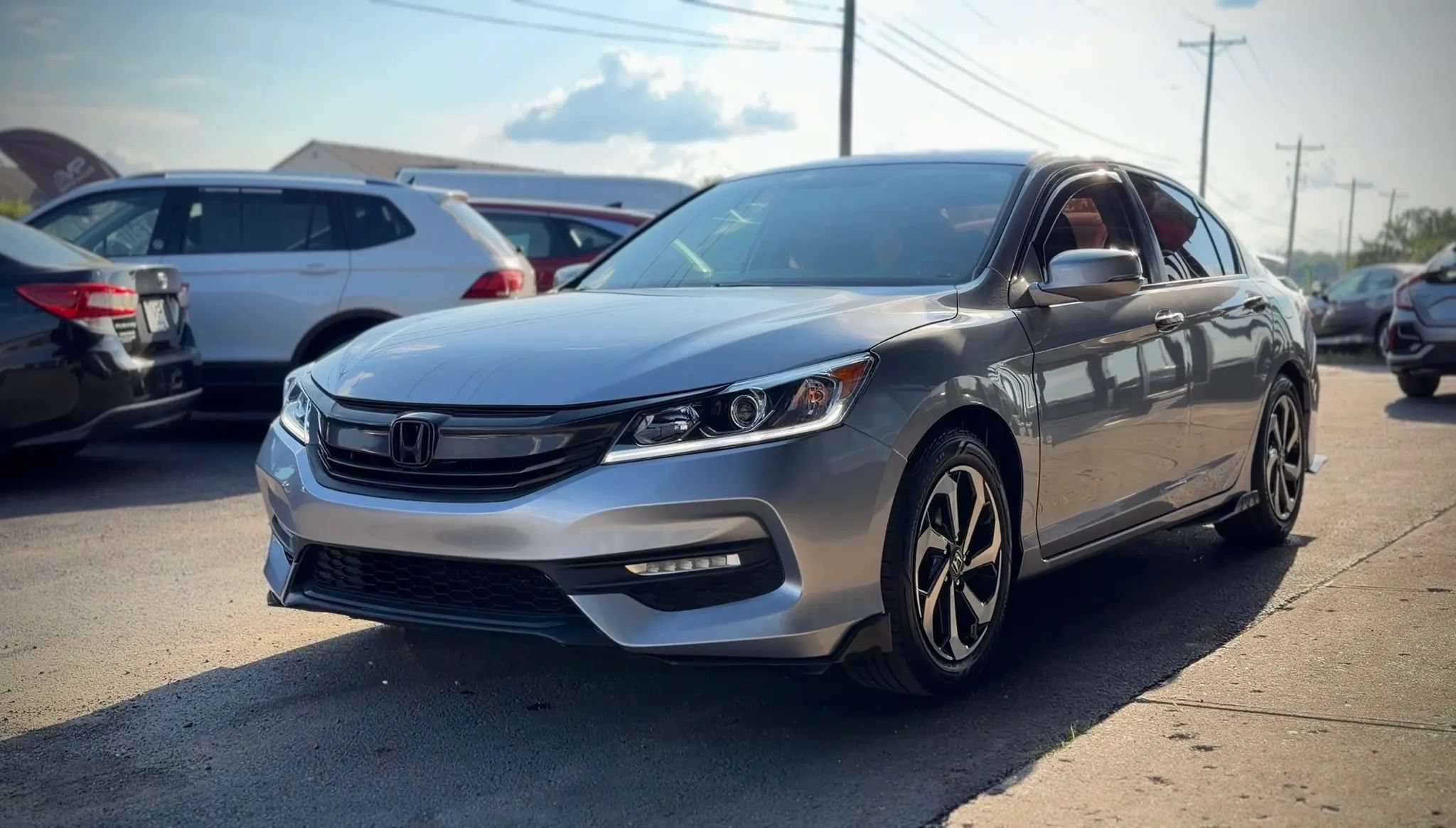 Used 2017 Honda Accord EX image 5
