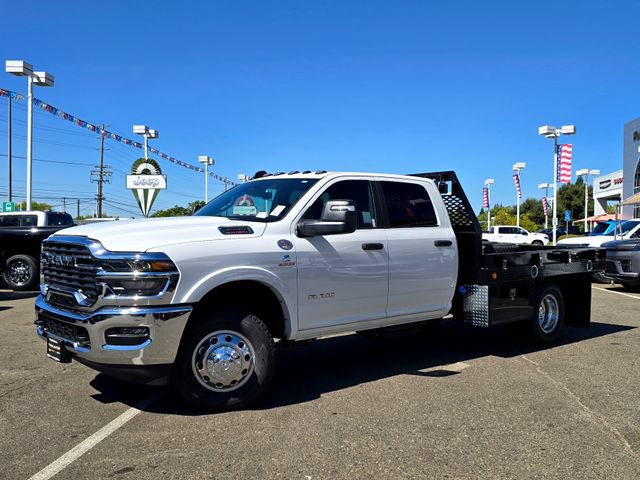 New 2026 RAM 3500 Big Horn AWD/4WD image 3