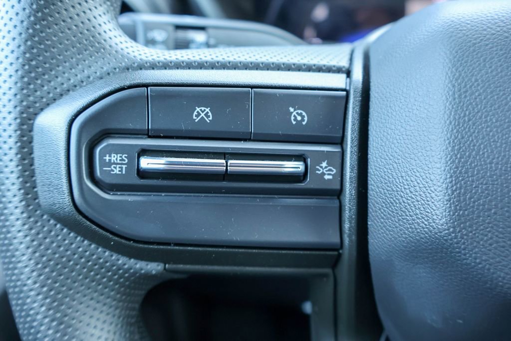 Used 2025 Chevrolet Colorado W/T image 13