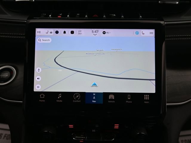 Used 2023 Jeep Grand Cherokee Limited image 16