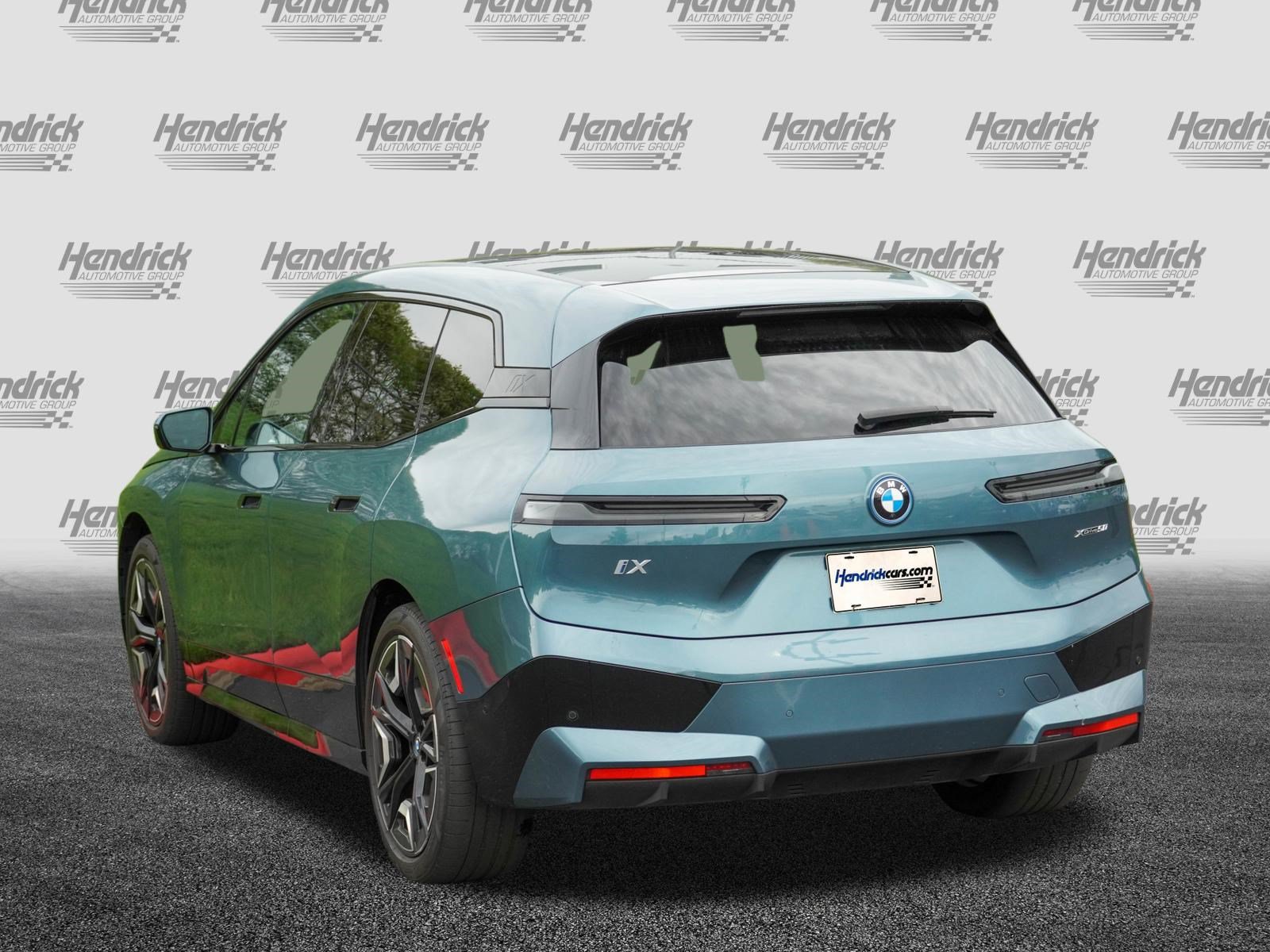 Certified 2023 BMW iX xDrive50 w/ Premium Package AWD/4WD image 6