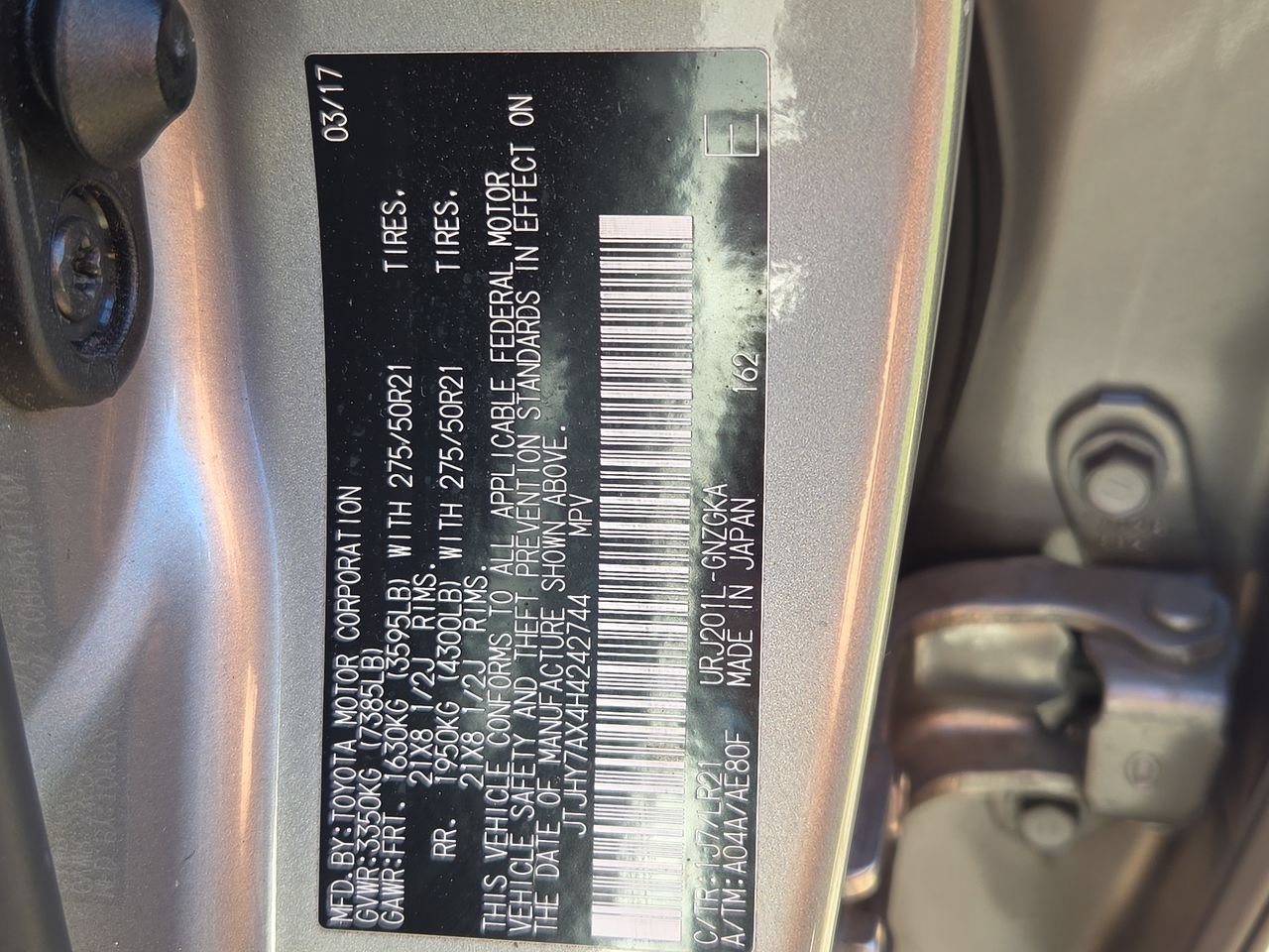 Used 2017 Lexus LX 570 4WD w/ Luxury Package image 35