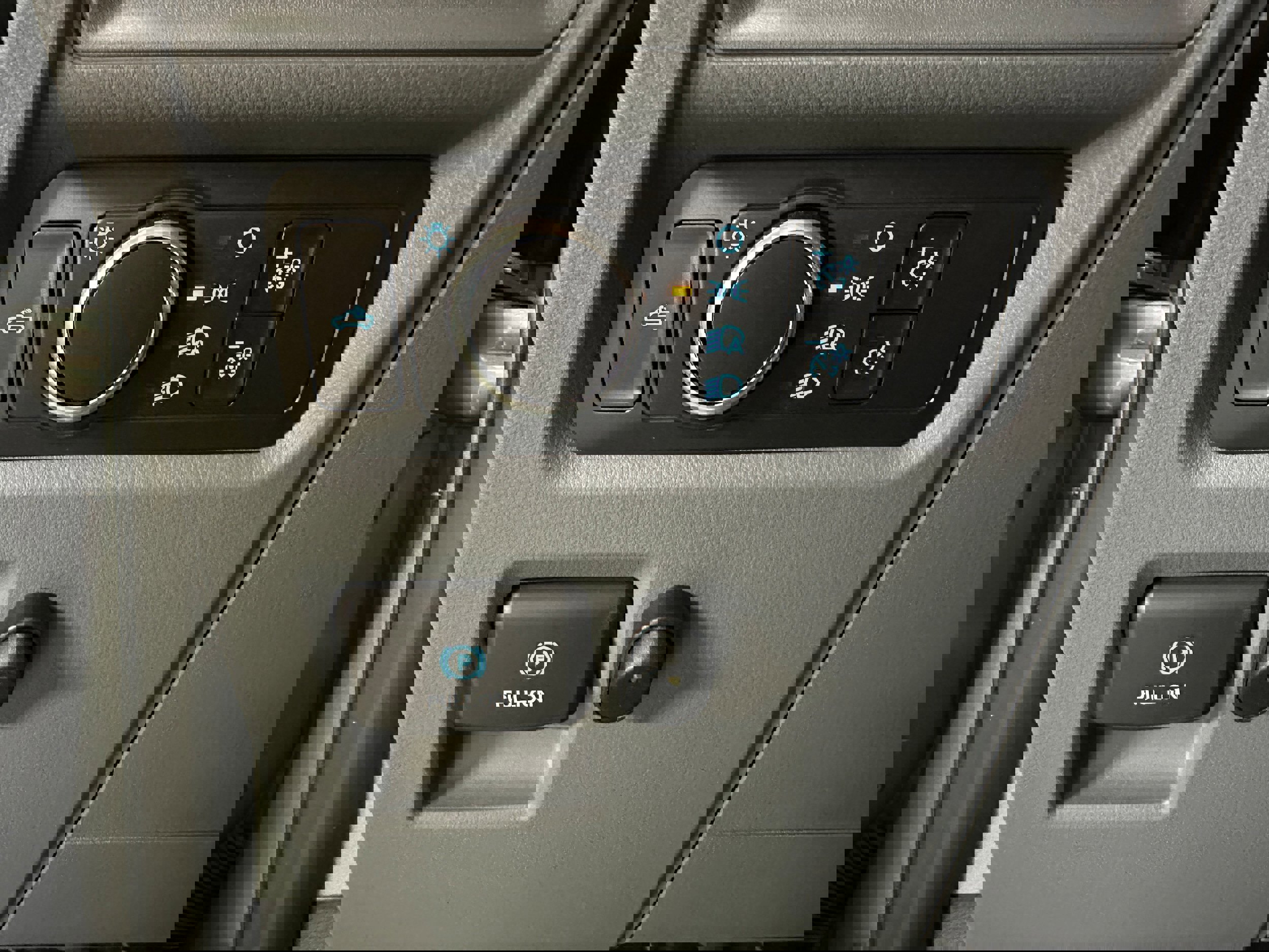 Certified 2022 Ford F150 XL w/ Equipment Group 101A High image 12