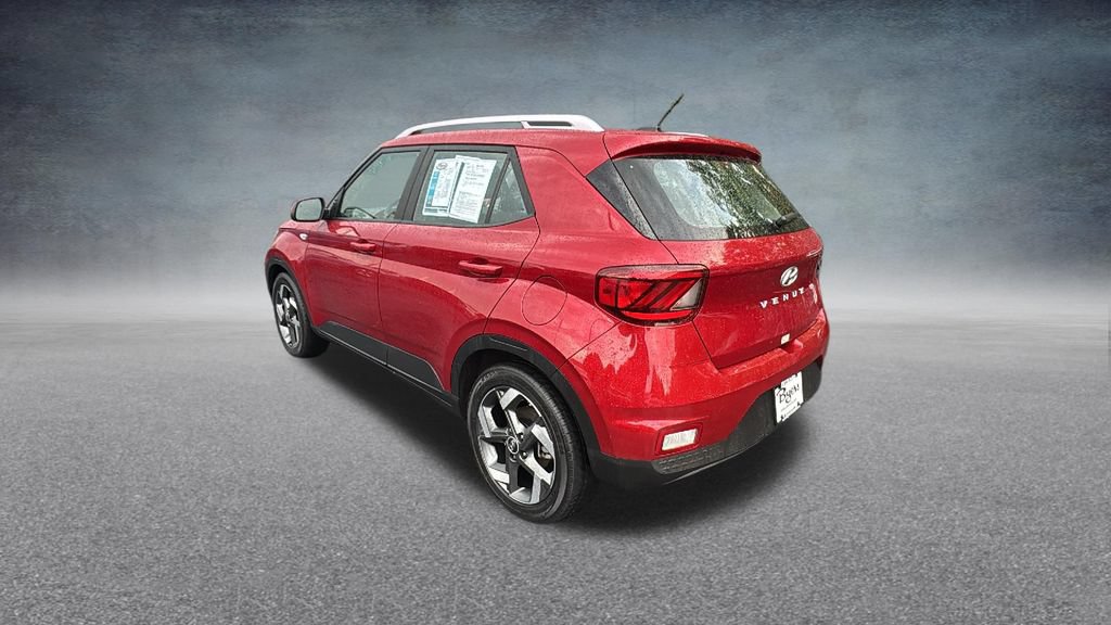 Used 2026 Hyundai Venue SEL FWD image 27