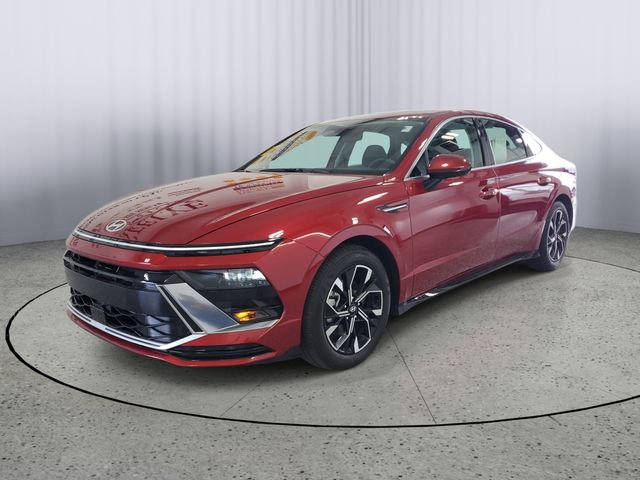 Used 2025 Hyundai Sonata SEL image 2