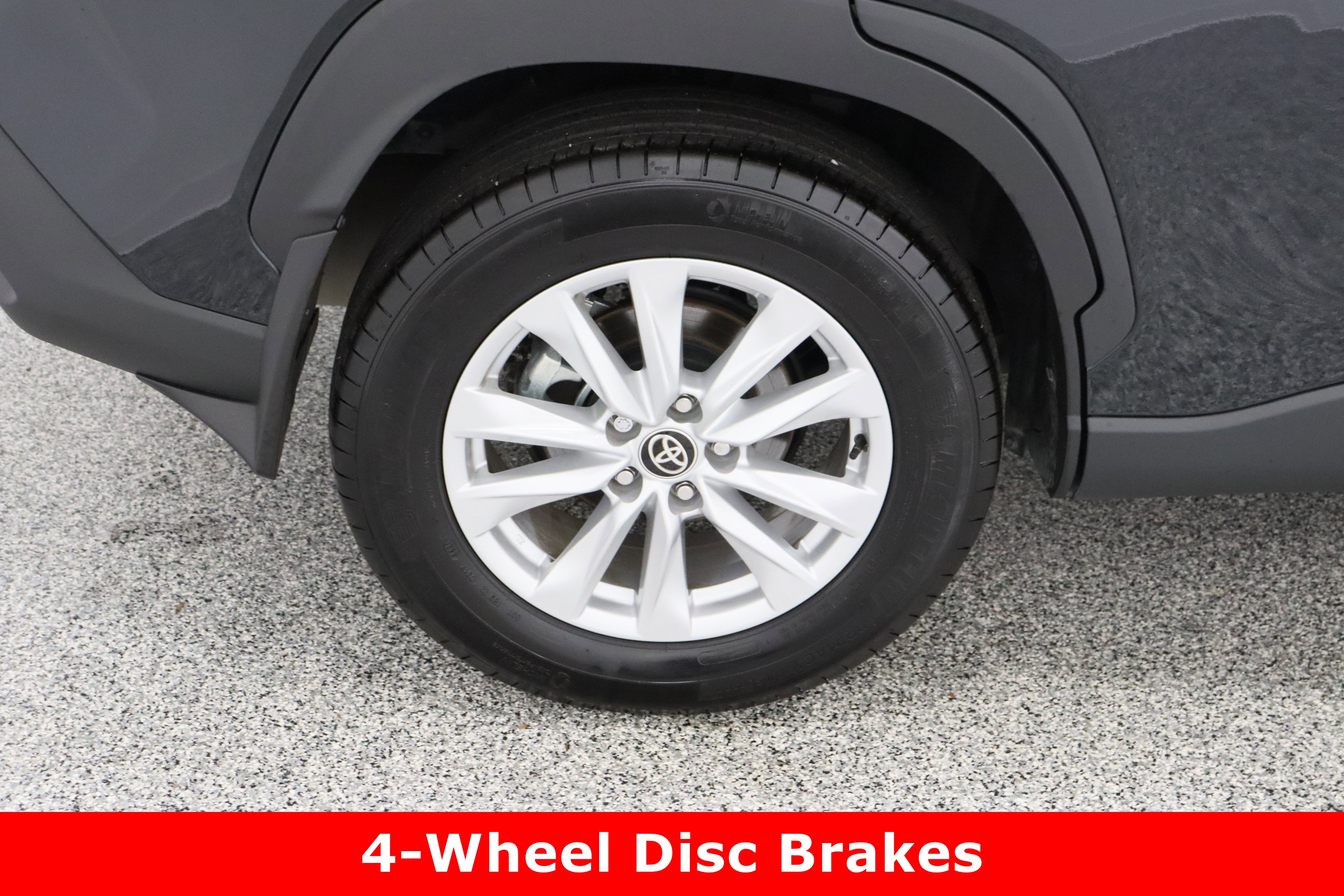 Certified 2025 Toyota Corolla Cross LE image 6