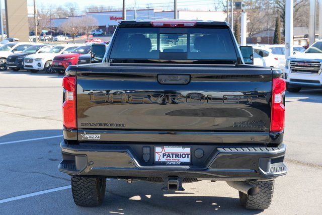 Used 2024 Chevrolet Silverado 3500 High Country w/ Technology Package image 4
