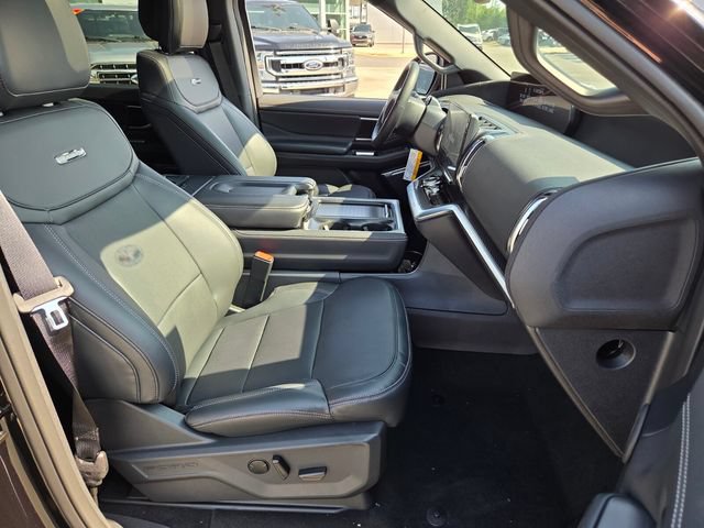 New 2026 Ford Expedition Max Platinum w/ Stealth Appearance Package AWD/4WD image 18