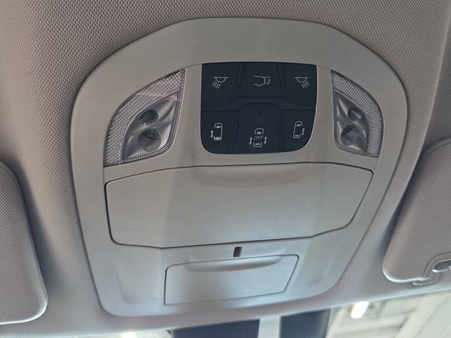 Used 2017 Chrysler Pacifica Touring-L Plus image 27